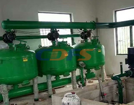 砂石過(guò)濾器安裝現(xiàn)場(chǎng)